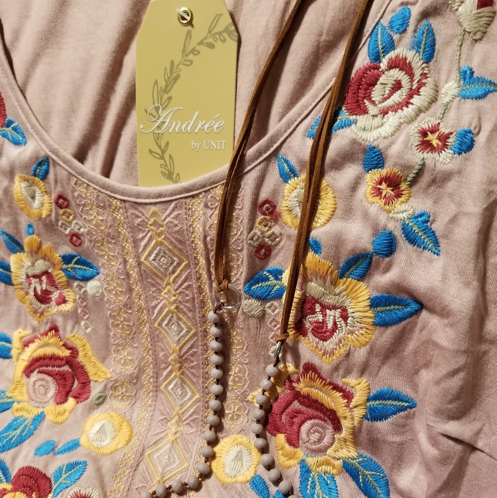 Boutique Mauve Sleeveless Top